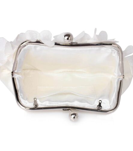Plic de mireasa cu flori saten Ivory Kiss