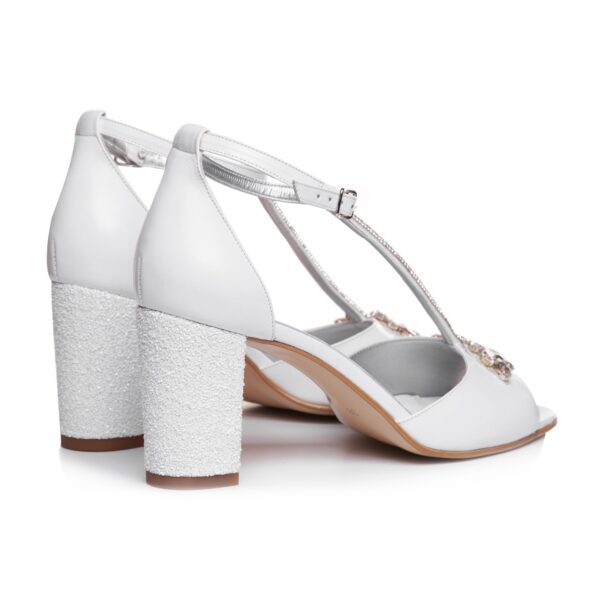 Sandale mireasa albe cu accesoriu Peep Toe